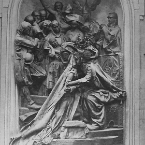 Secret society Gwenn ha Du bombs the momument representing the union of Brittany with France at Rennes, Brittany