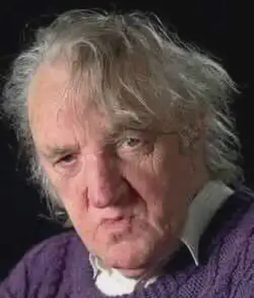 /images/tich/con_houlihan.webp